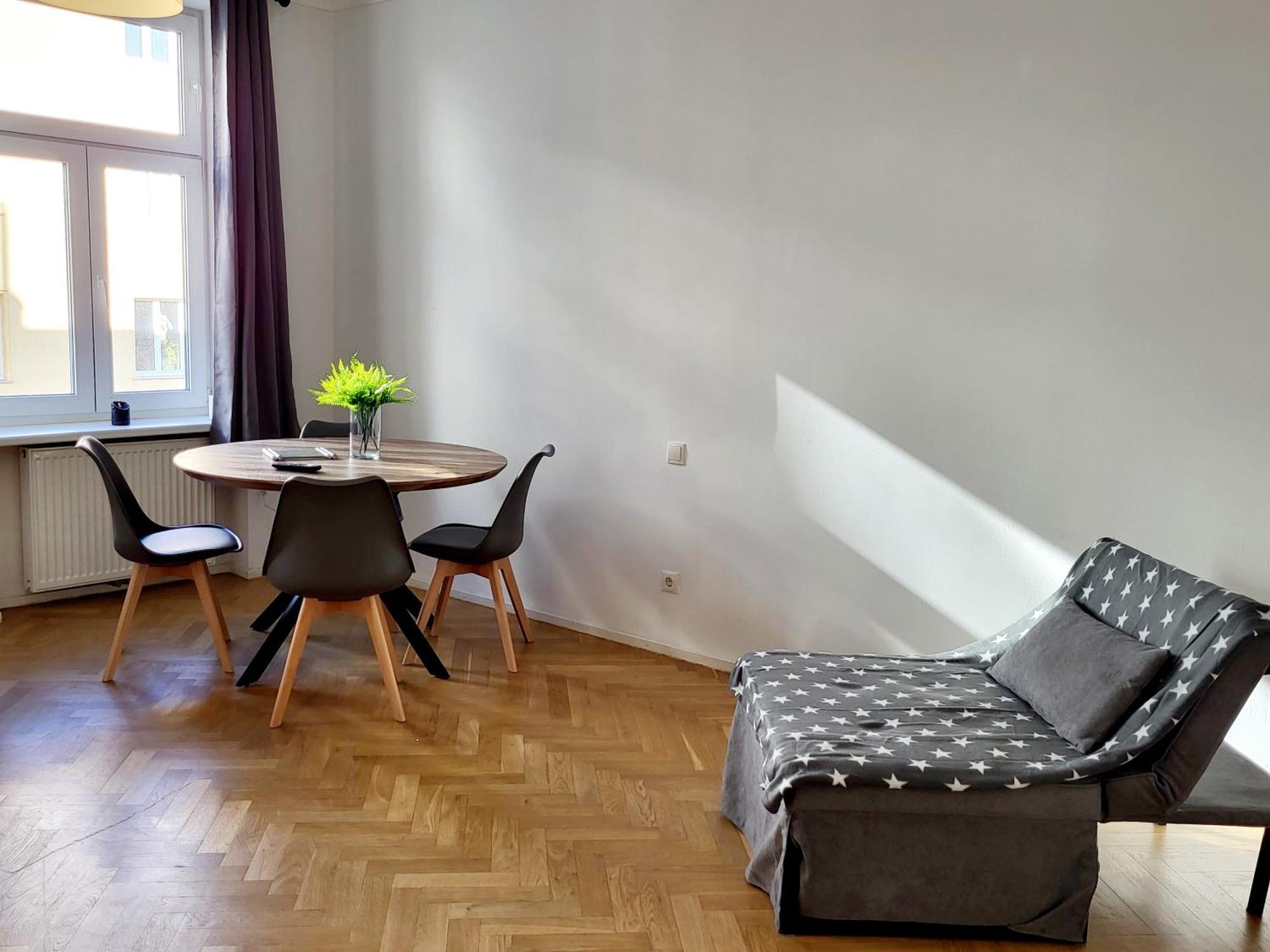 Neulerchenfelder * Wien